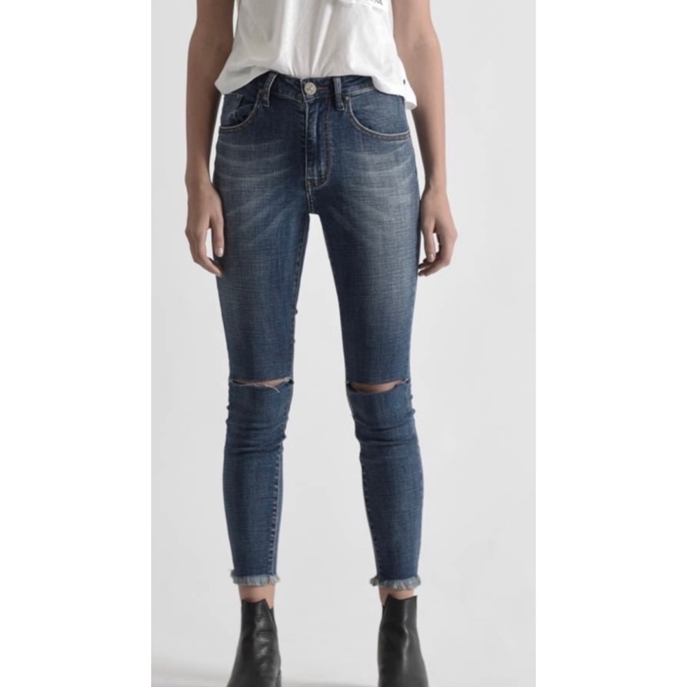 NWT ONE X ONETEASPOON High Waist Freebirds II Jean